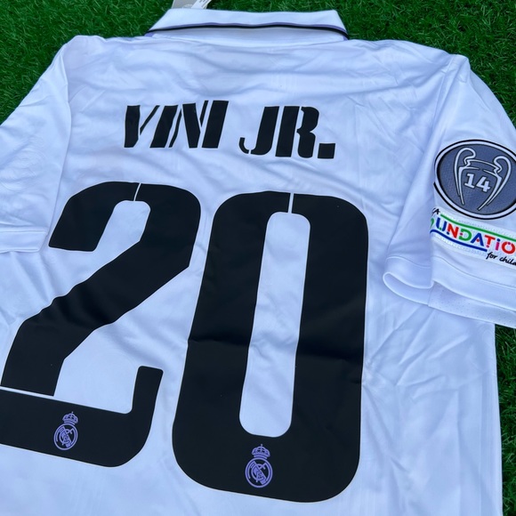 NEW Vini Jr. Real Madrid Home 22/23 Jersey - Picture 4 of 8